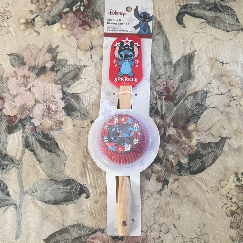 Disney Stitch Kids Baking Set - Red and Blue - Picture 1 of 1